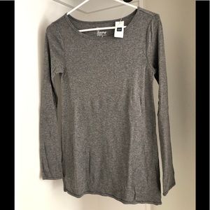 Gray long sleeved lounge top from the Gap NWT